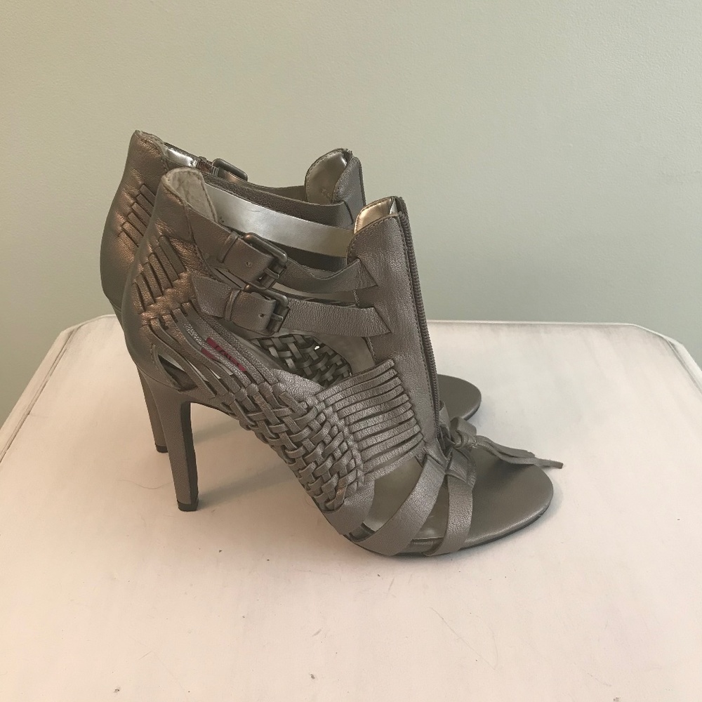 New Chi by Falchi leather heels
